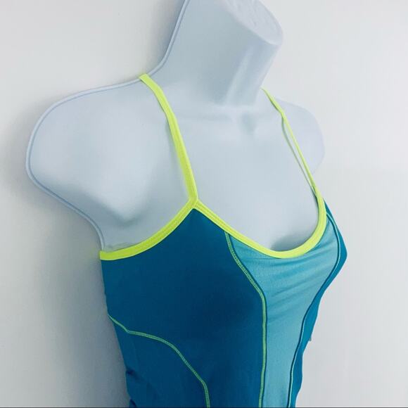 NWT Asics Tank Top Size X-Small - Picture 7 of 10